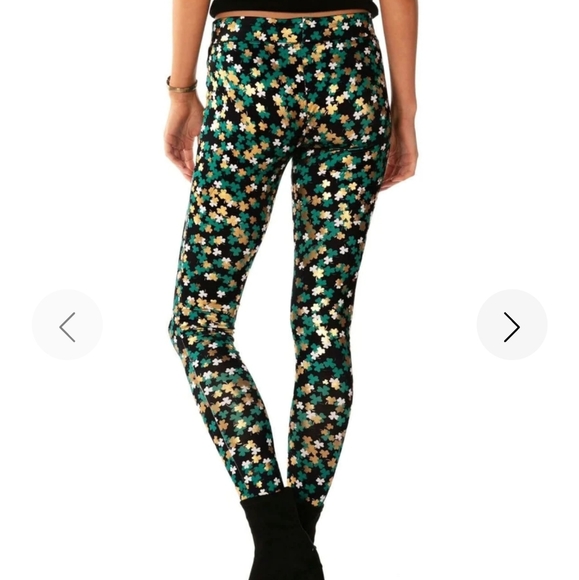 Tipsy Elves St. Patrick's Day Clover NWT Black Leggings XL - Picture 4 of 6